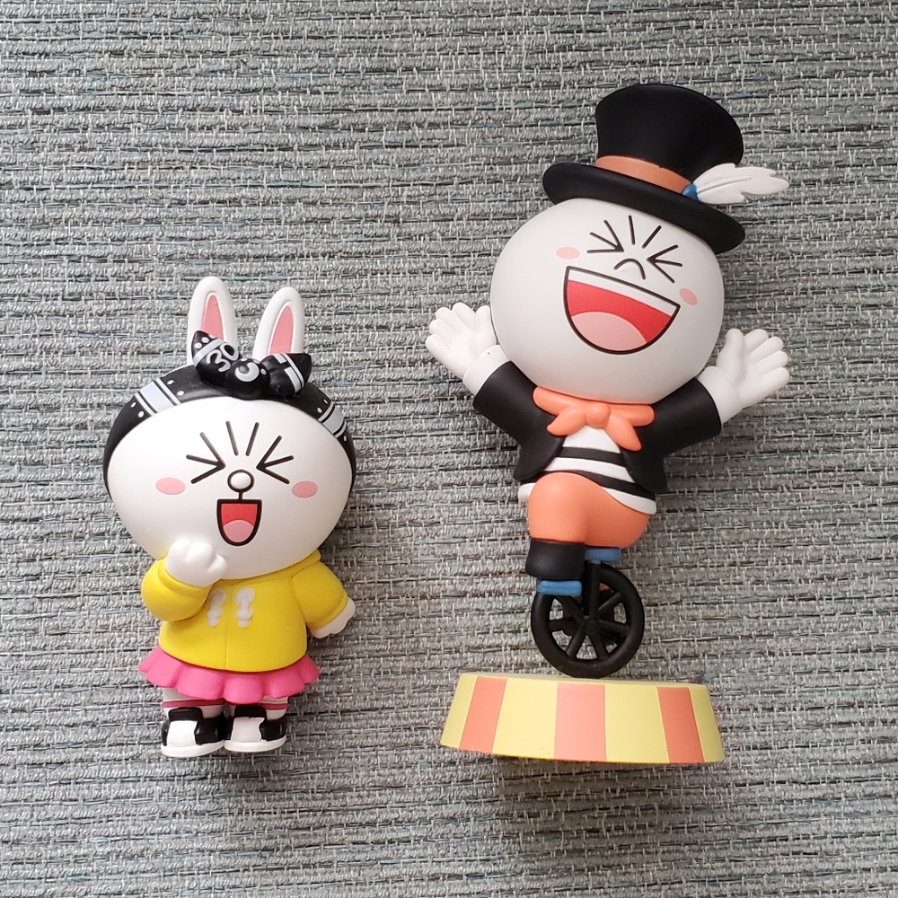 Line Friends Figures